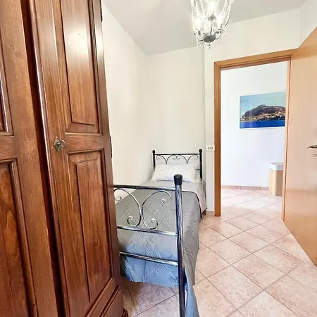 Anna Holidays Holiday home Lascari