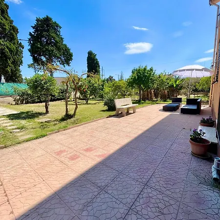 Holiday home Anna Holidays